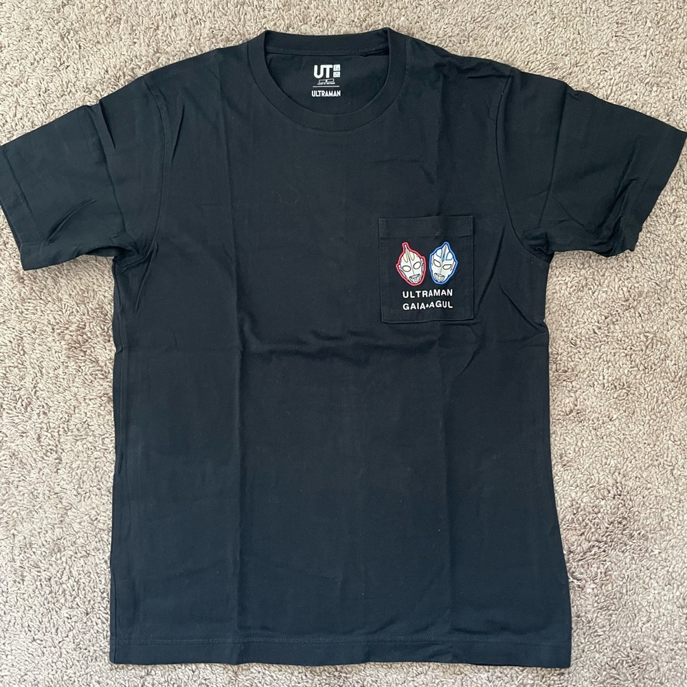 Uniqlo x Ultraman pocket T-shirt - black - men’s small